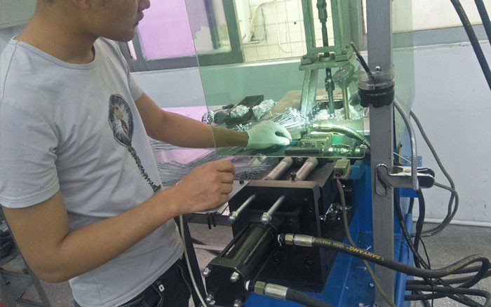 Dongguan Wire Rope Mate HardWare Co,.Ltd. Fabrik Produktionslinie